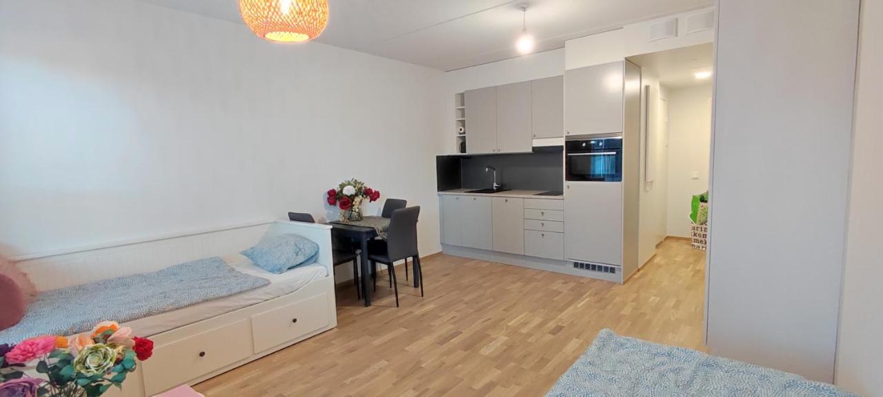Ruby Studio 5Min To Vantaa Airport And 20Min To Helsinki Center公寓 外观 照片